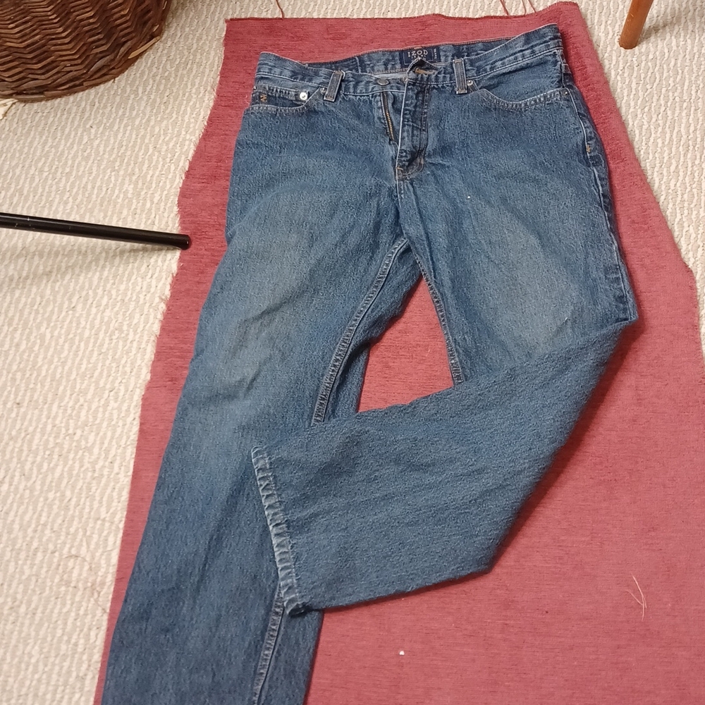 Izod classic fit‎ men's jeans 32 by 30
